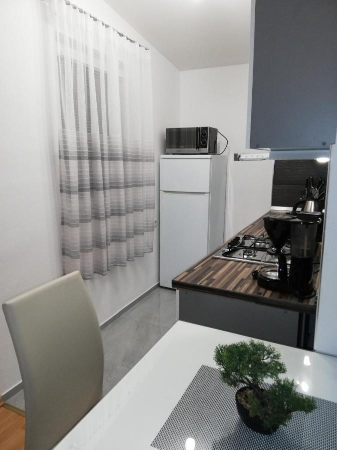 Apartmani Poljanec Vir Exterior foto